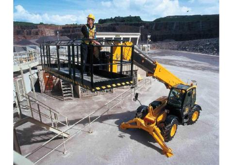 Inchiriere Manitou/Incarcator telescopic ?? 