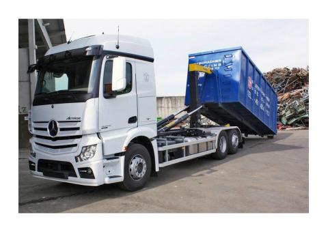 Oferim spre inchiriere camion cu abroll kipper si containere