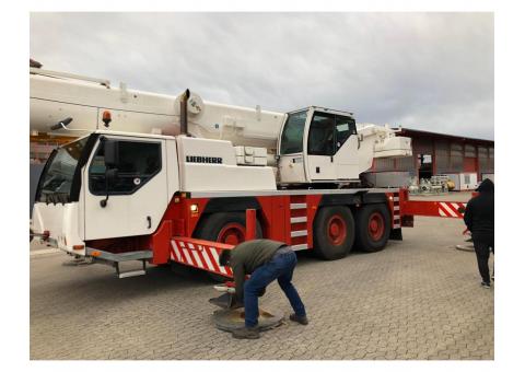 Inchiriez macara/le si utilaje pentru constructii · foto 3 din 5