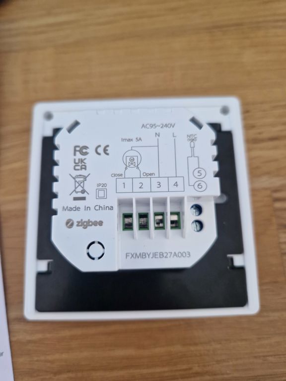 Termostat Zigbee wifi · foto 4 din 4