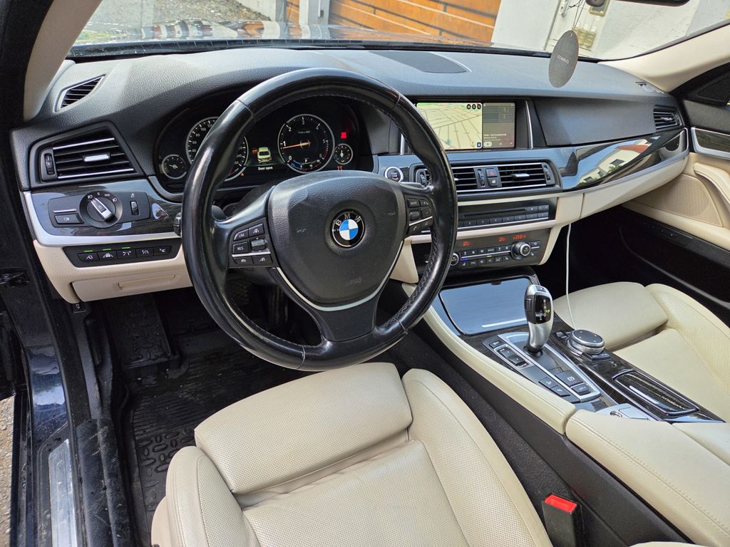 BMW 525xd xDrive Luxury Line LCI - Full Option - Configuratie unica · foto 5 din 6